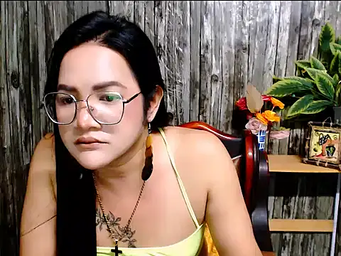Chat +18 de ChelSeyMystery ao vivo