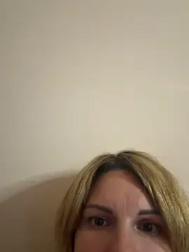 kinkysarahx Chat XXX in diretta
