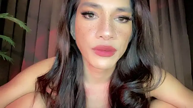 BaffledLensman Live XXX-chat