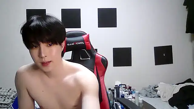 Pman331 Chat XXX in diretta