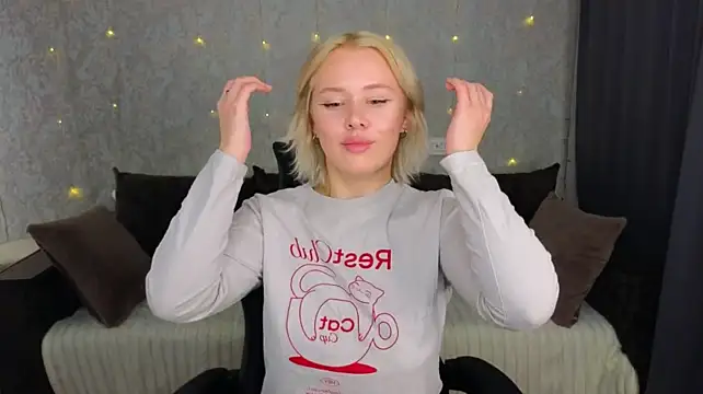 MelissaAvis Adlı Modelin Canlı XXX Sohbeti