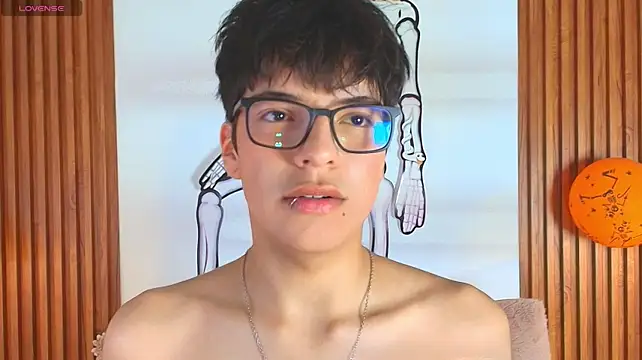 Chat XXX ao vivo de Milo_Wolff