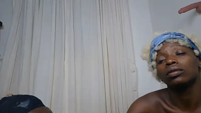 Czat XXX na żywo – Sexyflowera