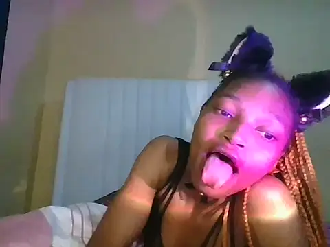SexxxyPinky's Live XXX Chat