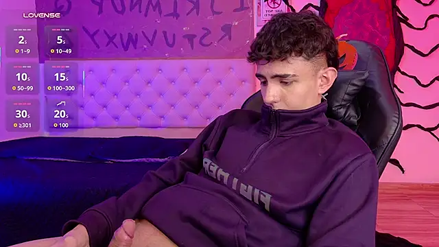 Eithan__wolf Chat XXX in diretta