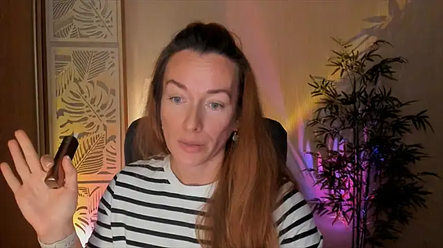 RebeccaMartinez's Live XXX Chat