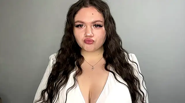 TawnyaCatani's Live XXX Chat