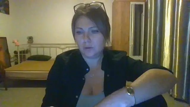Czat XXX na żywo – ElenaLove888