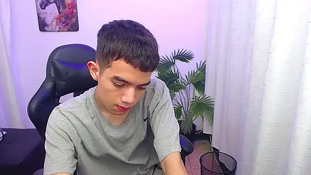 leandrocum18 웹캠 쇼