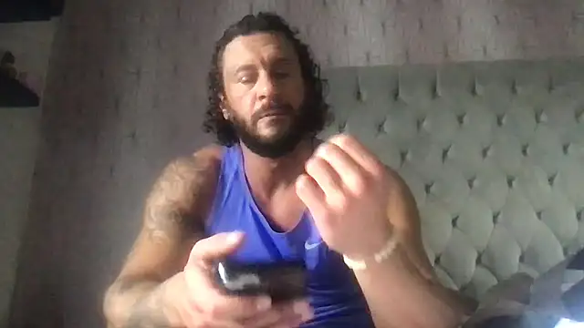 Živý XXX chat Magic_Mike_666