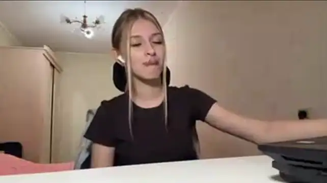 แชท XXX สดของ IrmgardCouden
