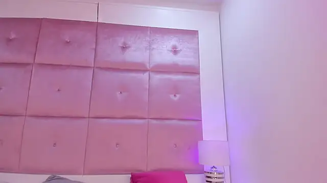 Chatroom XXX en direct de Steffany_Sweet