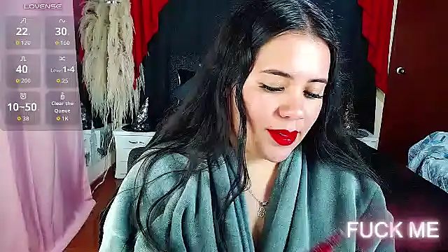 ximena-conde: онлайн-секс-чат