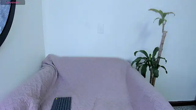 Abbyy_23 live XXX chat