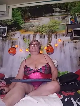 Chat XXX en directo de QueenPammy1