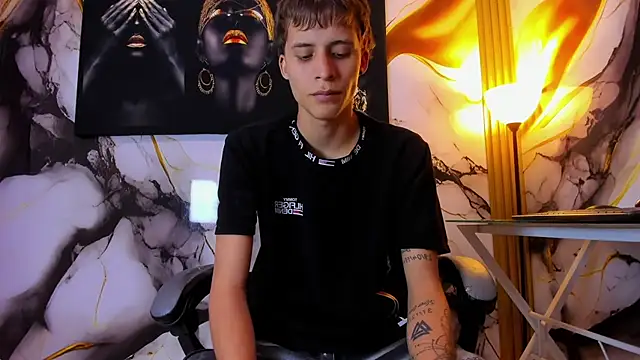 mono_blonde Chat XXX live