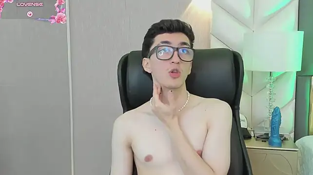 Онлайн чат XXX GaelDuke