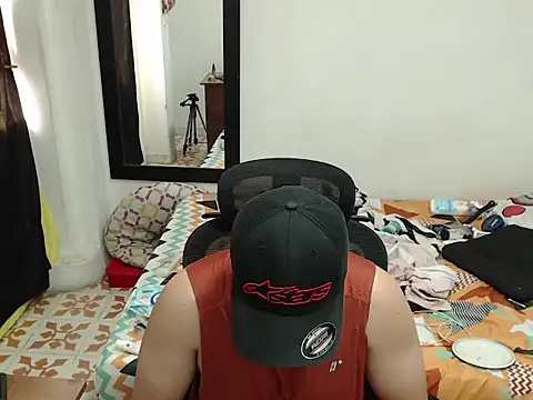 XXX chat uživo modela Redboy_