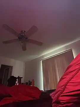 reecieofficial's Live XXX Chat