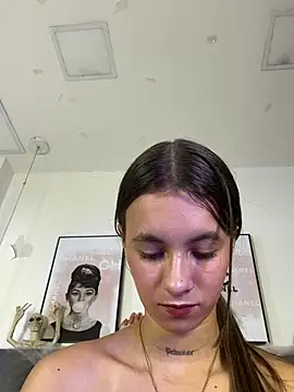 Živý XXX chat JuliaColemann