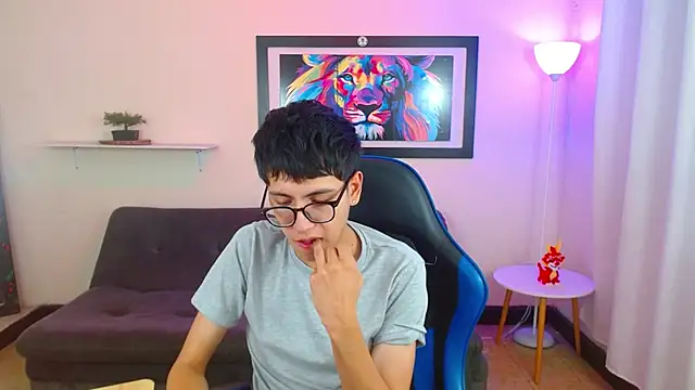 Živý XXX chat alexcum_18