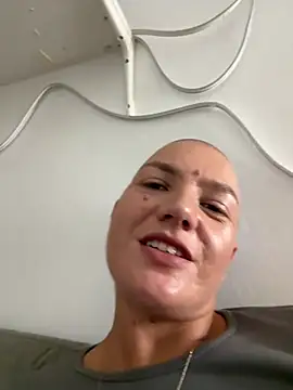 PaulinaSchubert1's Live XXX Chat