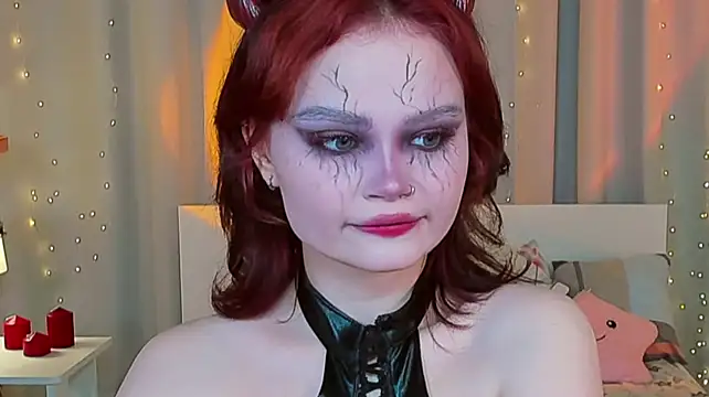 Онлайн чат XXX EmilyChaves