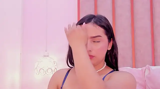 Chat +18 de Zoe_Monrow ao vivo