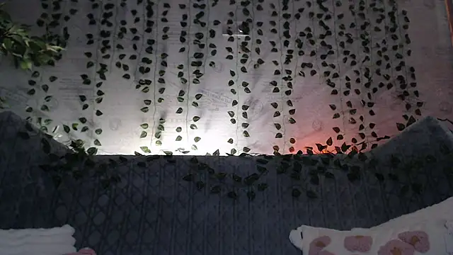 AnoraDarkk's Live XXX Chat