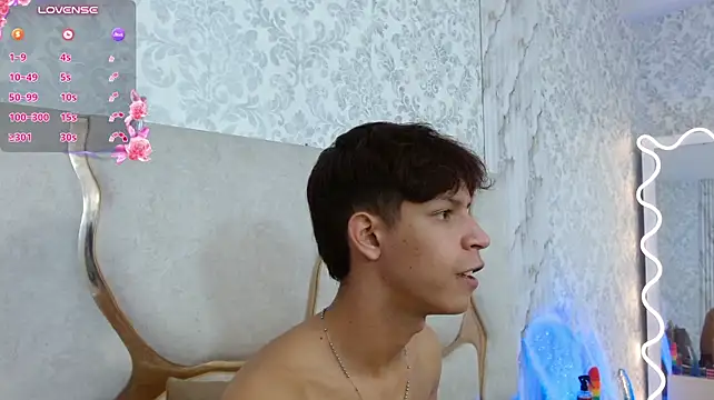 OLIIVER_TAY live XXX chat