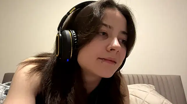 ArriSatty's Live XXX Chat