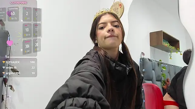 XXX chat uživo modela Cloee_Cute
