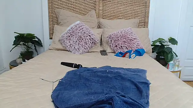 Thicknessddx – Naživo XXX chat