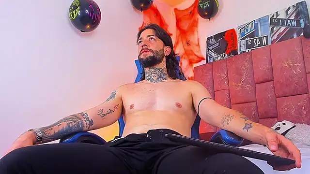 ALPHA_MASTER1 Live XXX-chat
