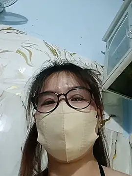Kichiii-69's Live XXX Chat