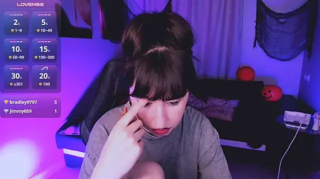 Lily_xBabe XXX чат на живо