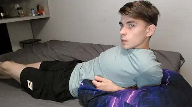 Student_Oliver Live XXX-Chat