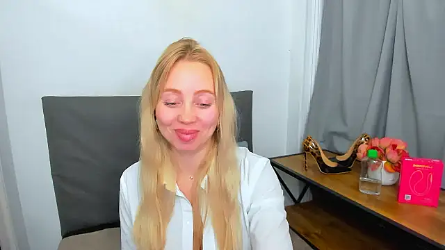 دردشة MargaritaRose الجنسية المباشرة