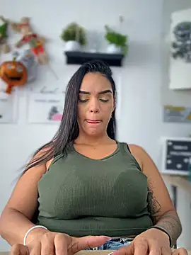 Sara-77 Live XXX-chat