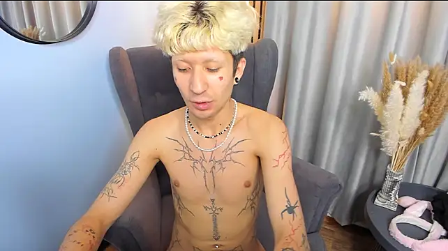 XXX chat uživo modela FinnEcho