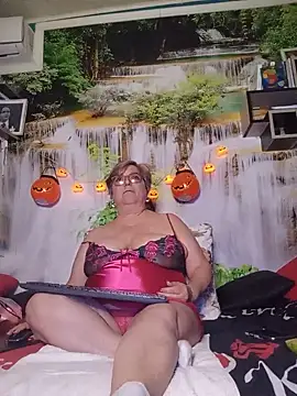 QueenPammy1 XXX чат на живо