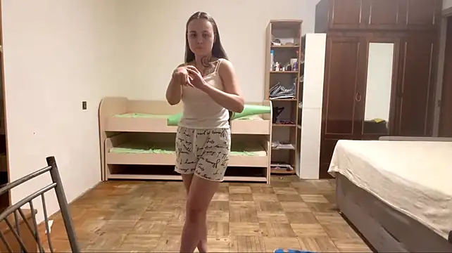 AlaynaSouthmayd's Live XXX Chat