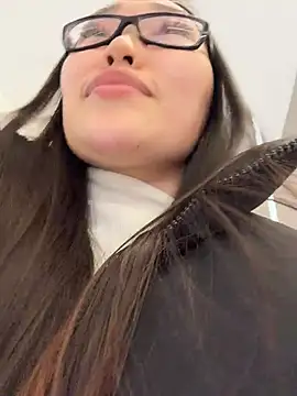 trytomakememoam Chat XXX in diretta