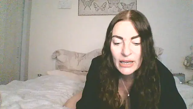 Chat XXX en directo de EllaKent