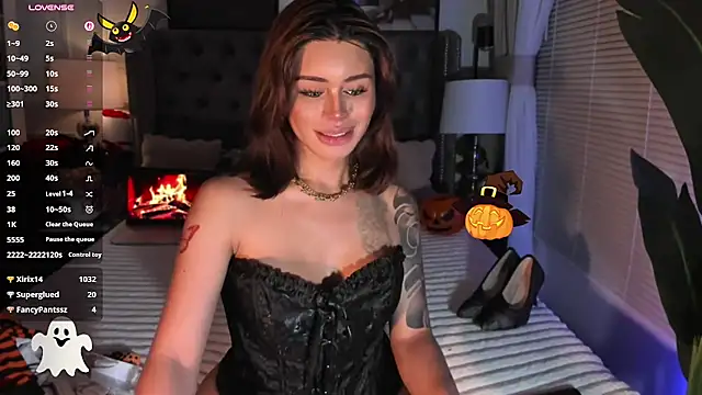 ParisianDoll's Live XXX Chat