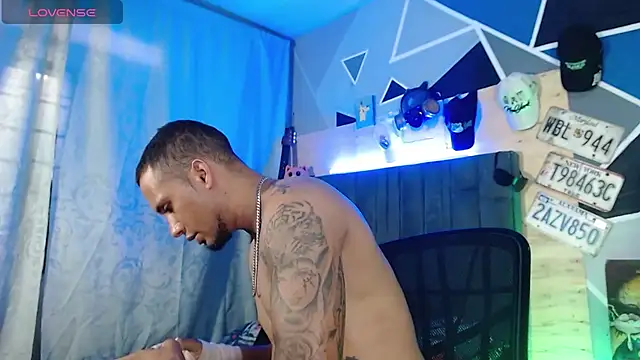 Chat XXX en directo de MagnusFrost