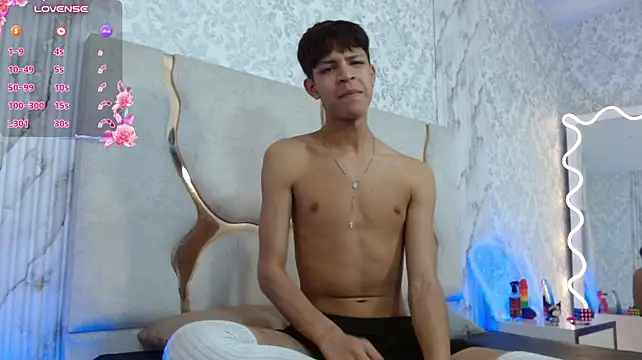 Chat XXX Live OLIIVER_TAY