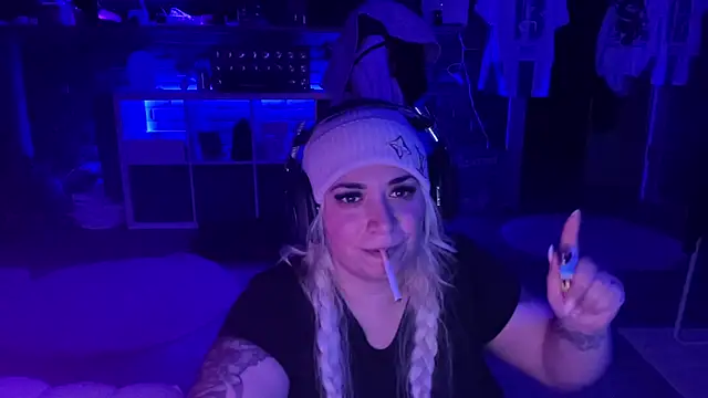Chat XXX en directo de Monageil