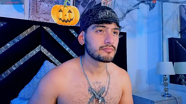 3MPI7ERNOn Live XXX chat