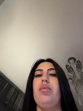 Andrestarr Adlı Modelin Canlı XXX Sohbeti